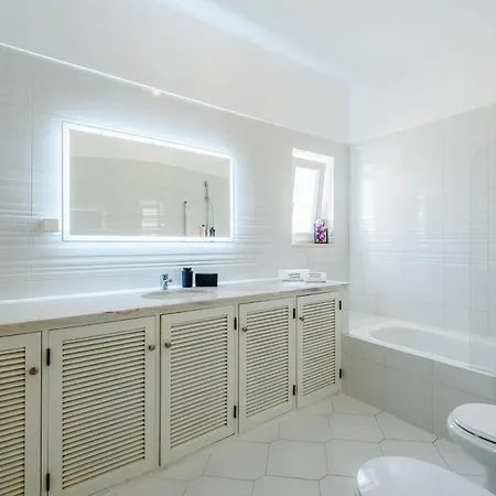 Luxury Albatros Near Golf, Marina & Quarteira