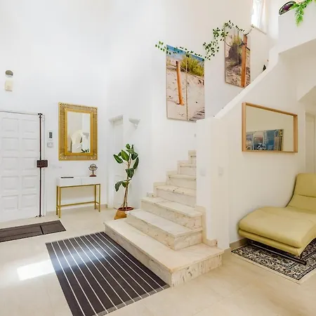 Luxury Albatros Near Golf, Marina &