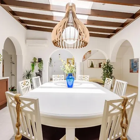 Villa Luxury Albatros Near Golf, Marina & Quarteira