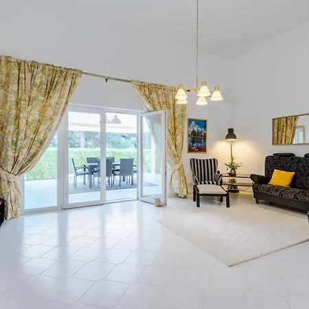 Luxury Albatros Near Golf, Marina & Villa